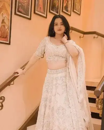 Escort Service In Nilanga